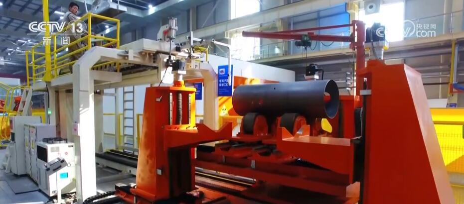 深化“5G+工业互联网”开展 建成不少于300家5G工厂